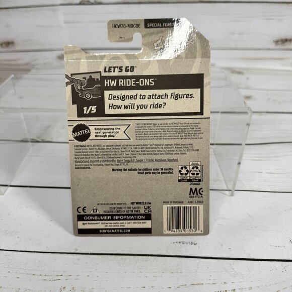 Hot Wheels Lot of 4 – Fantasy & Concept Cars (Carded, Package Wear) - Picture 11 of 16